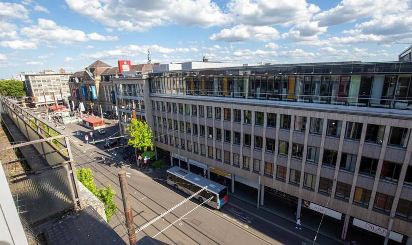 Double room with balcony, shared bathroom and kitchen Area 24|7 EUROPLATZ Karlsruhe